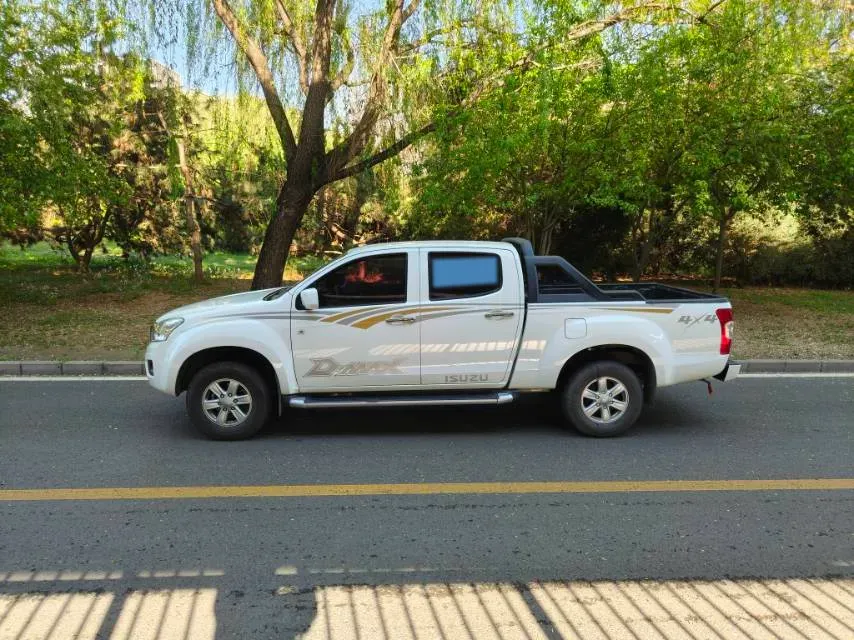 2016 Isuzu RE-MAX Jim 2.8T 109HP L4 5MT,autocango,china used car exporter,china ev exporter,chinese used car exporter,chinese used ev exporter