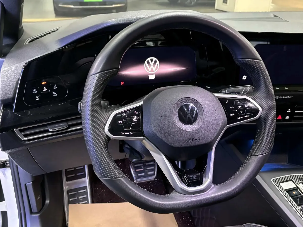 2023 Volkswagen Golf 1.4T 150HP L4 7DCT,autocango,china used car exporter,china ev exporter,chinese used car exporter,chinese used ev exporter