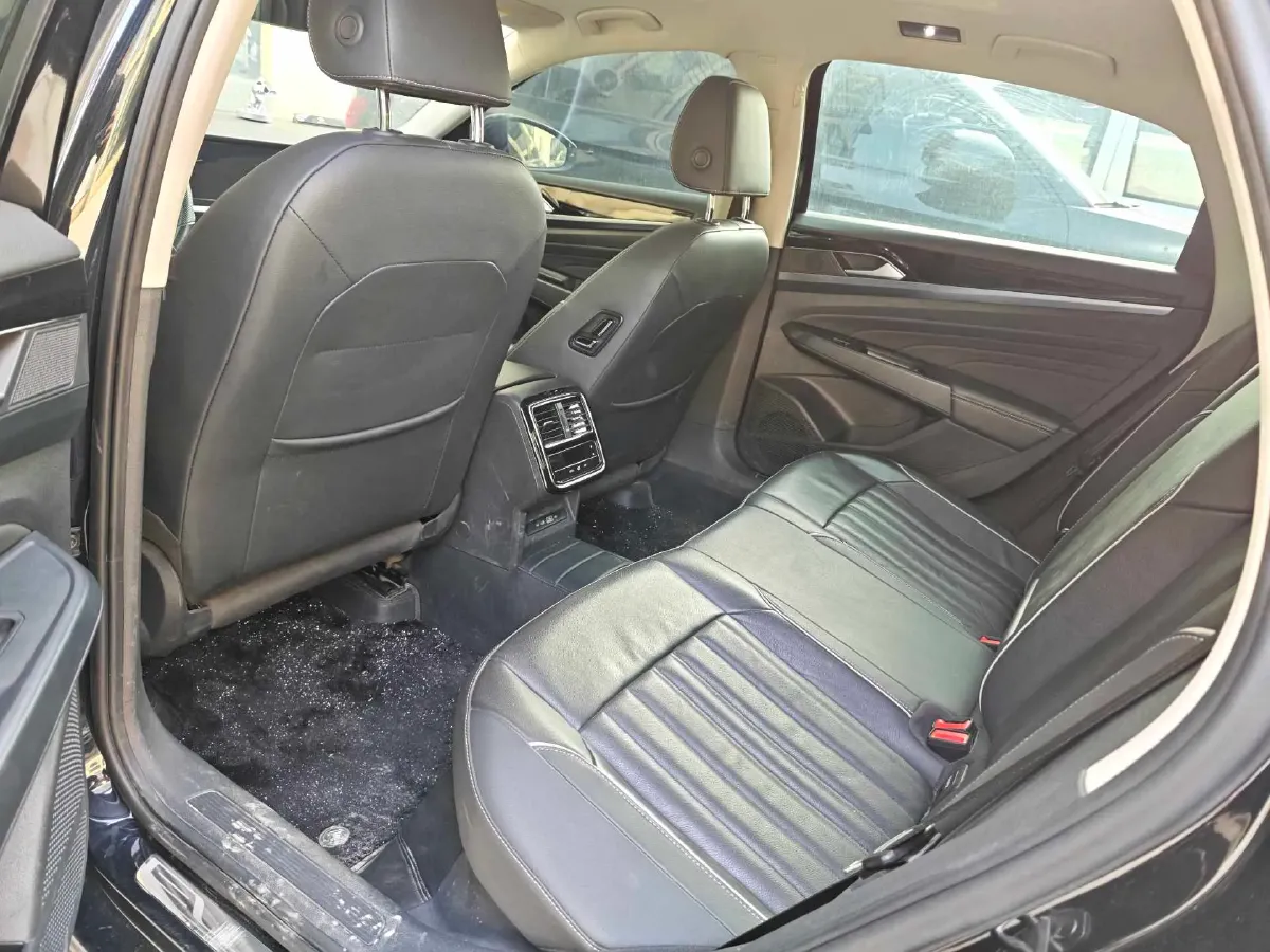 2022 Skoda Kodiak GT 2.0T 186HP L4 7DCT,autocango,china used car exporter,china ev exporter,chinese used car exporter,chinese used ev exporter