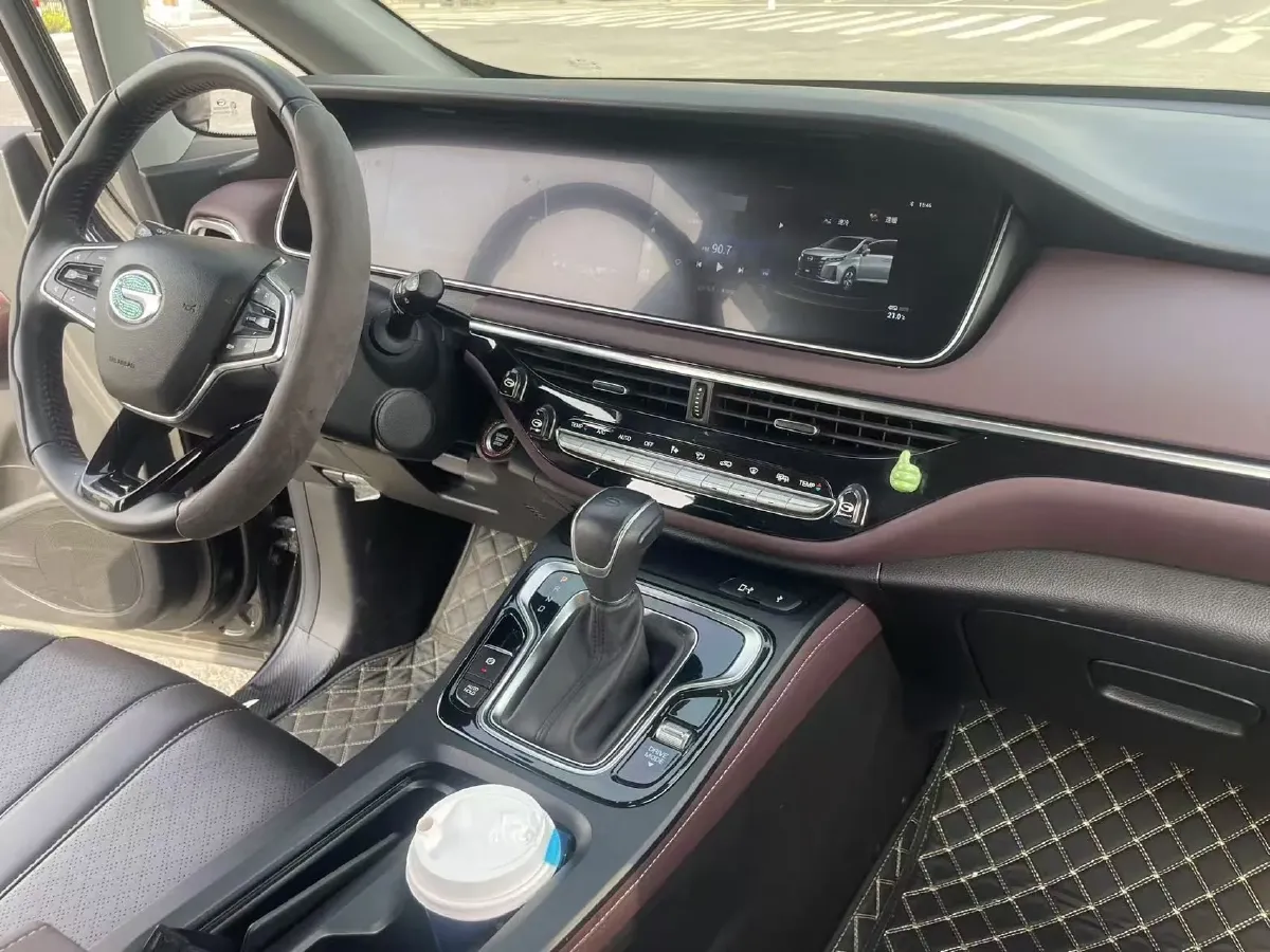 2021 GAC Trumpchi M6 1.5T 169HP L4 7DCT,autocango,china used car exporter,china ev exporter,chinese used car exporter,chinese used ev exporter