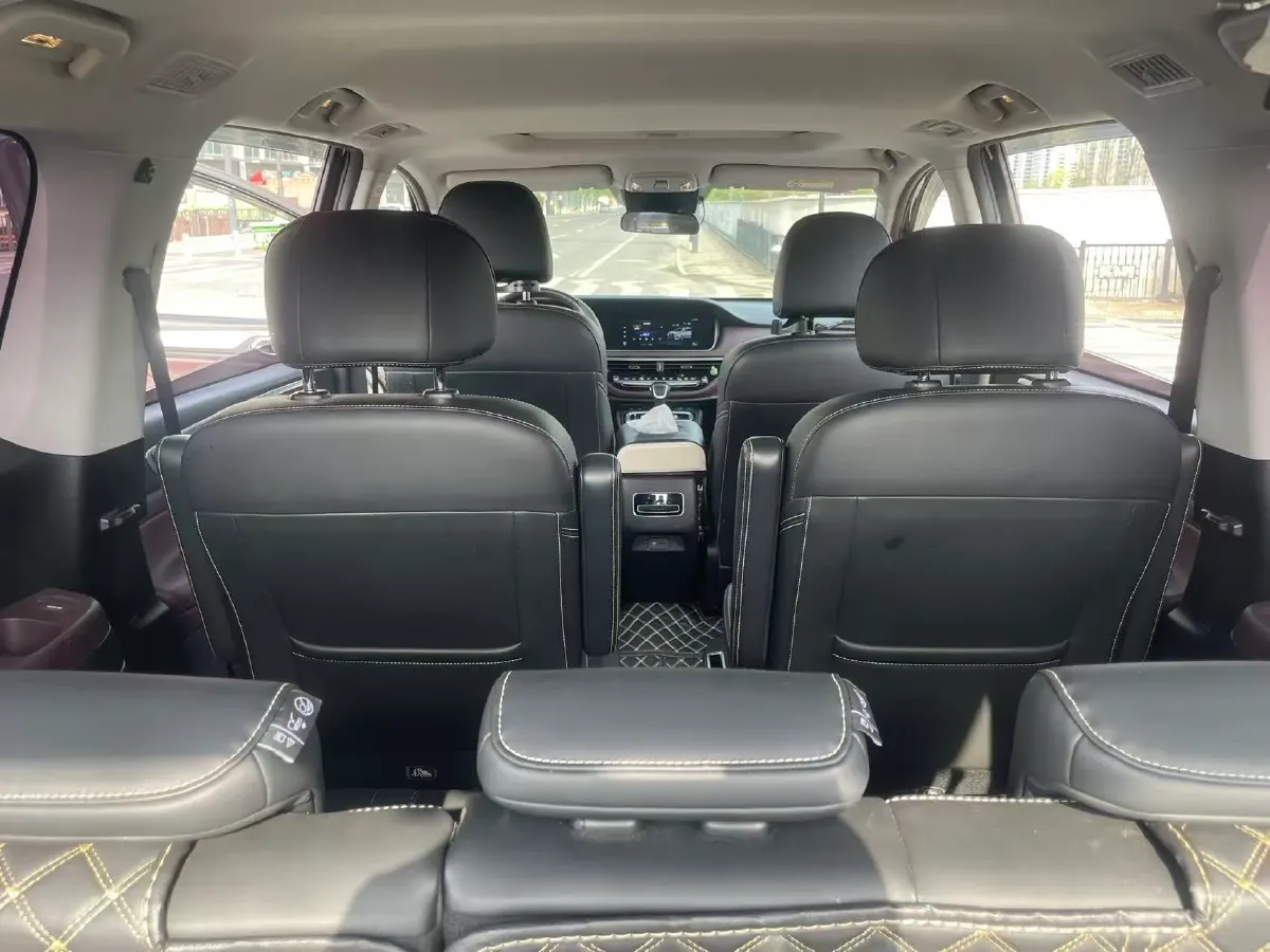 2021 GAC Trumpchi M6 1.5T 169HP L4 7DCT,autocango,china used car exporter,china ev exporter,chinese used car exporter,chinese used ev exporter