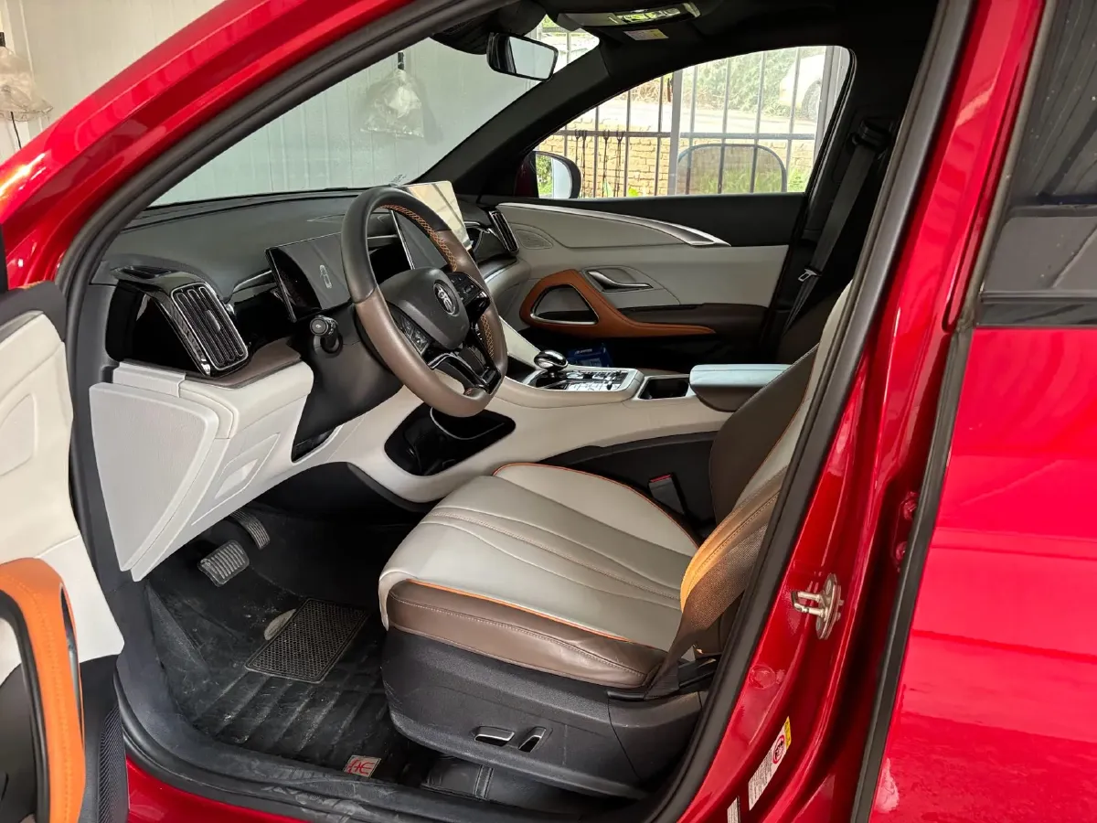 2022 Geely JiaJi 1.5T 177HP L3 7DCT PHEV 15.5KWH,autocango,china used car exporter,china ev exporter,chinese used car exporter,chinese used ev exporter