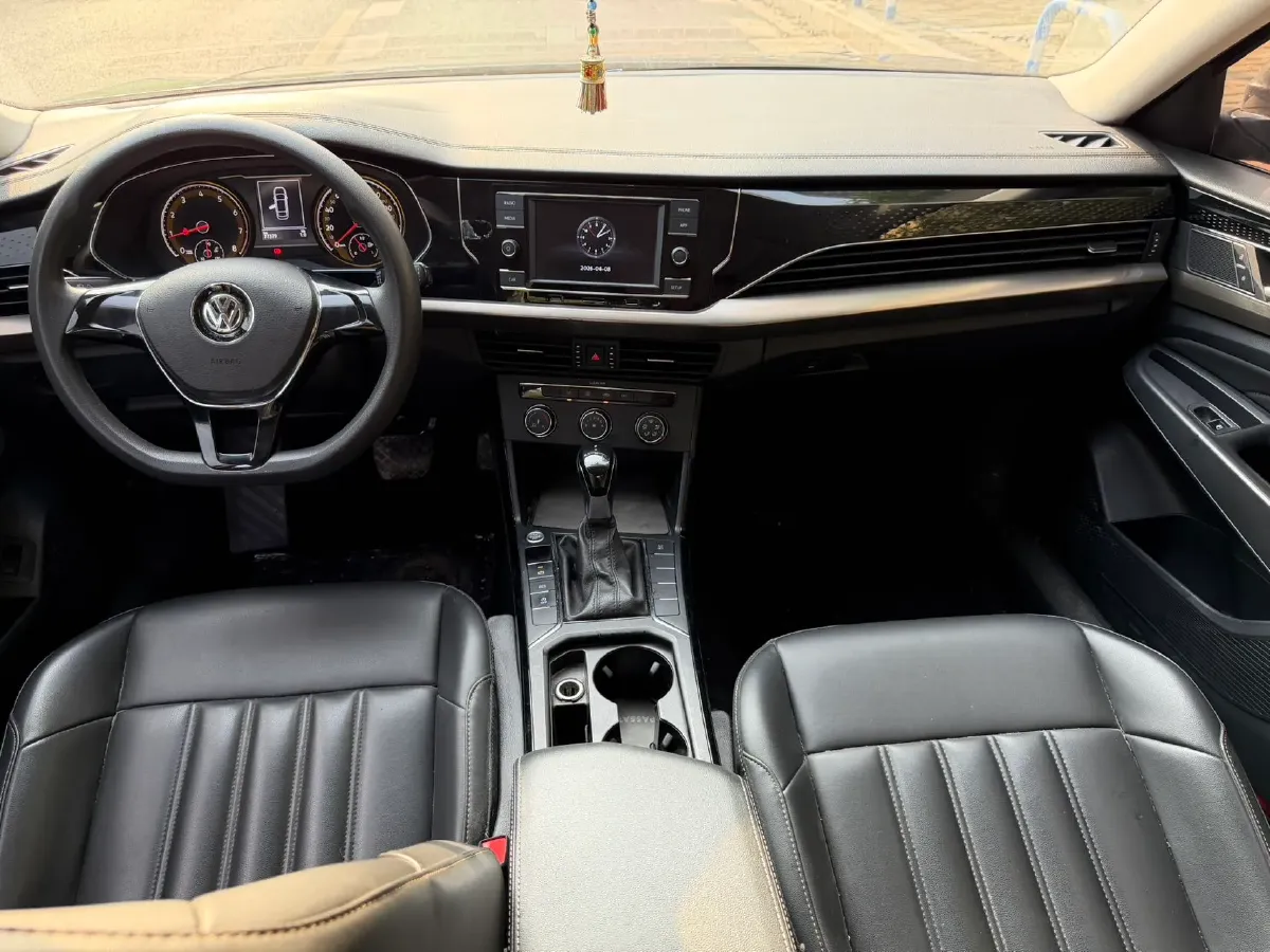 2020 Volkswagen Passat 1.4T 150HP L4 7DCT,autocango,china used car exporter,china ev exporter,chinese used car exporter,chinese used ev exporter