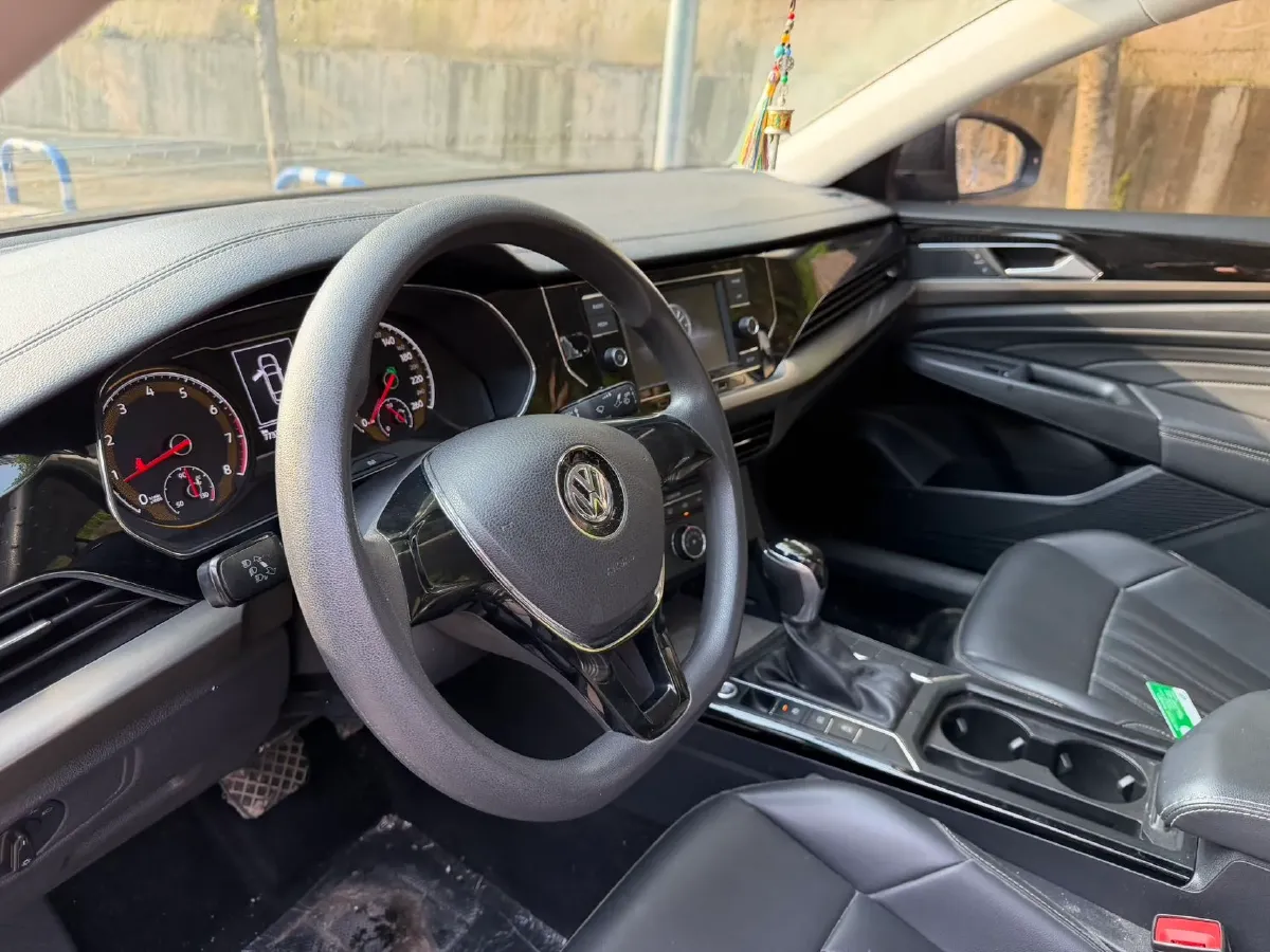 2020 Volkswagen Passat 1.4T 150HP L4 7DCT,autocango,china used car exporter,china ev exporter,chinese used car exporter,chinese used ev exporter