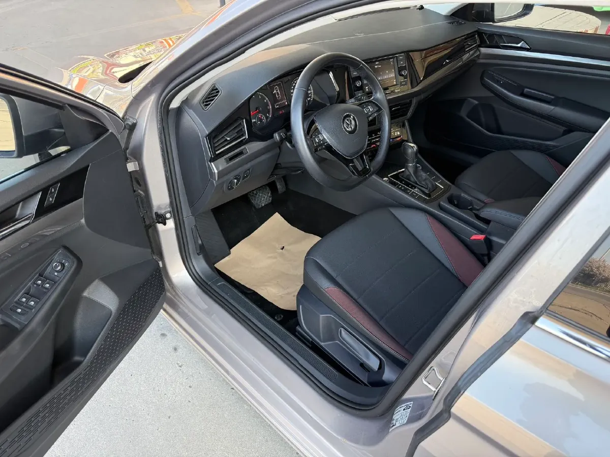 2020 Volkswagen Bora 1.5L 113HP L4 6AT,autocango,china used car exporter,china ev exporter,chinese used car exporter,chinese used ev exporter