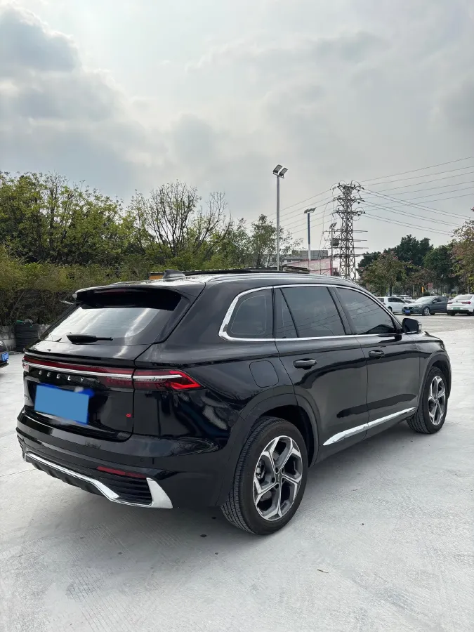 2025 Geely Monjaro 2.0T 238HP L4 8AT,autocango,china used car exporter,china ev exporter,chinese used car exporter,chinese used ev exporter