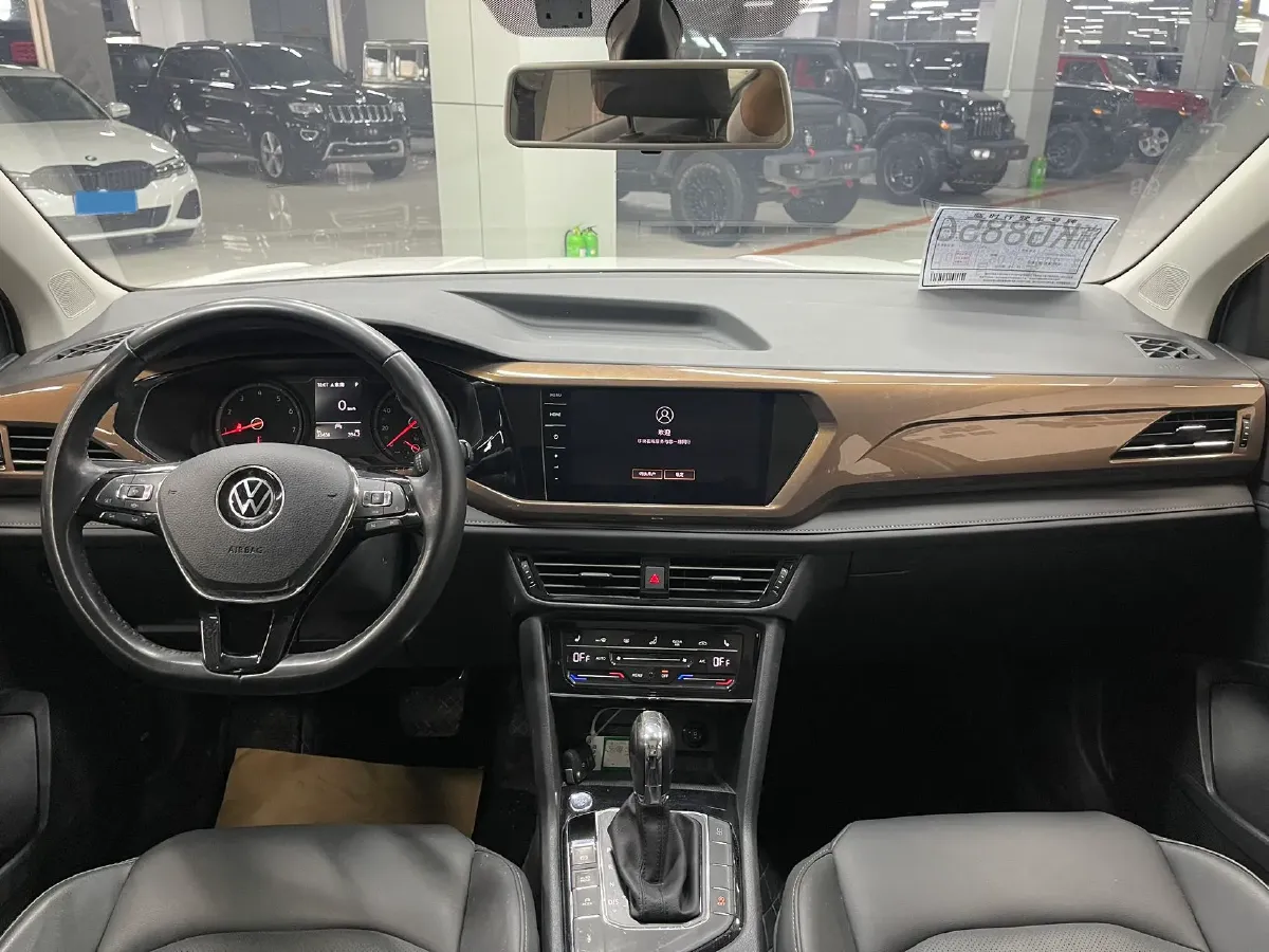 2021 Volkswagen Tharu 1.4T 150HP L4 7DCT,autocango,china used car exporter,china ev exporter,chinese used car exporter,chinese used ev exporter