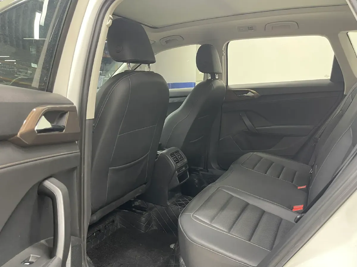 2021 Volkswagen Tharu 1.4T 150HP L4 7DCT,autocango,china used car exporter,china ev exporter,chinese used car exporter,chinese used ev exporter