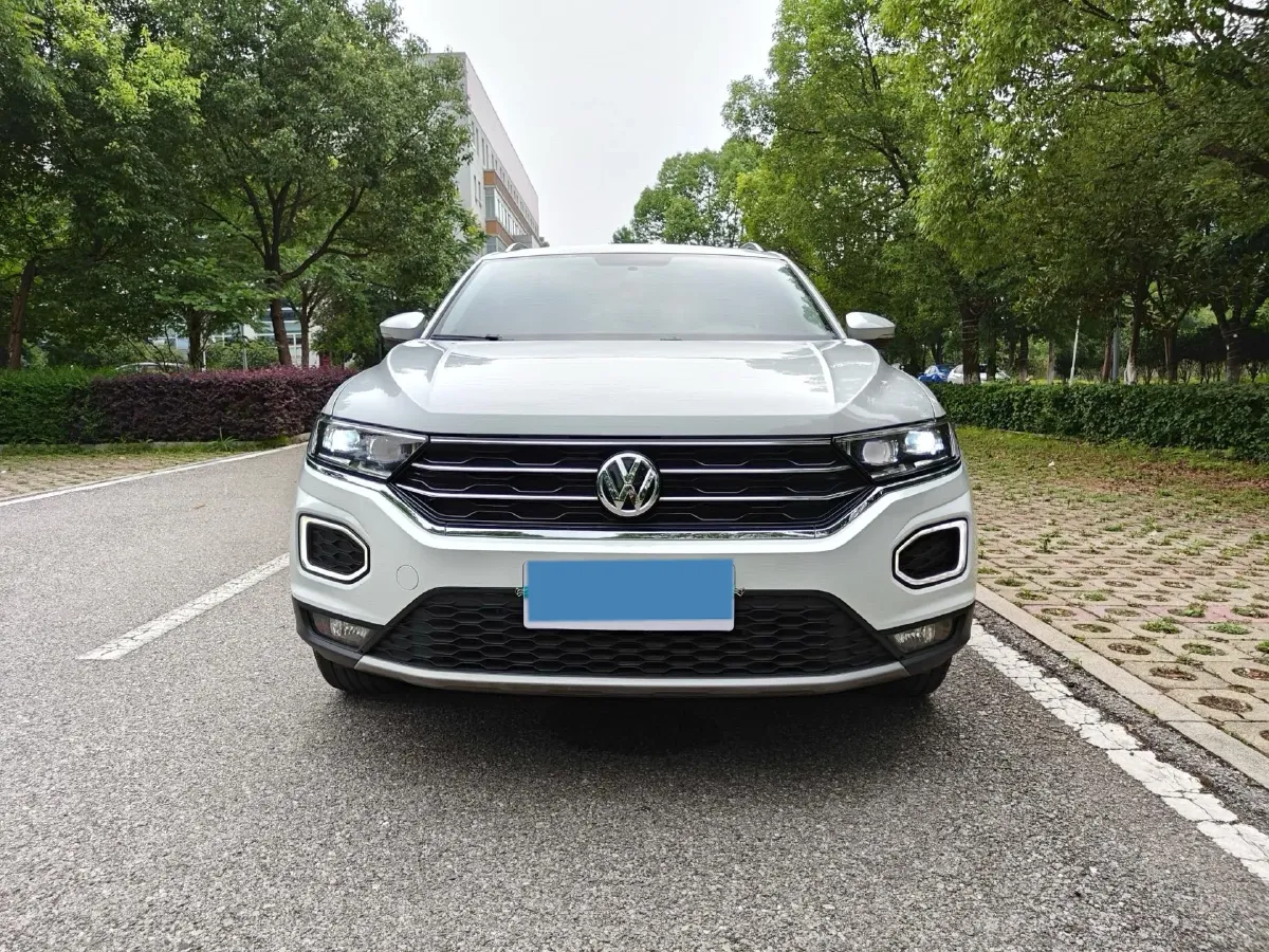 2020 Volkswagen T-Roc 1.4T 131HP L4 7DCT,autocango,china used car exporter,china ev exporter,chinese used car exporter,chinese used ev exporter