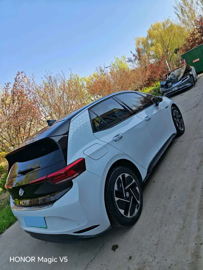 2023 Volkswagen ID.3 BEV 52.8KWH,autocango,china used car exporter,china ev exporter,chinese used car exporter,chinese used ev exporter