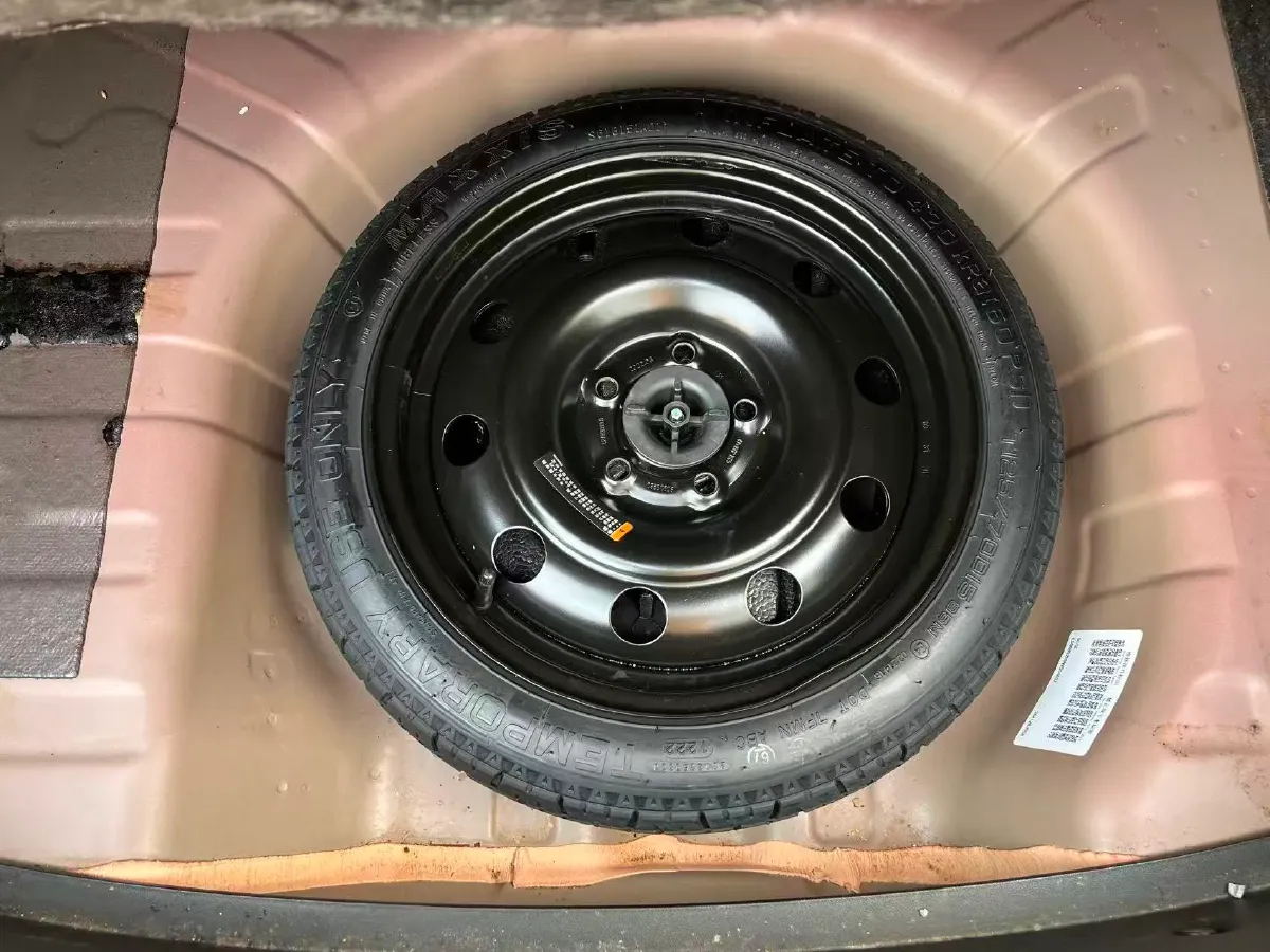 2022 Chevrolet Monza 1.5L 113HP L4 6AT,autocango,china used car exporter,china ev exporter,chinese used car exporter,chinese used ev exporter