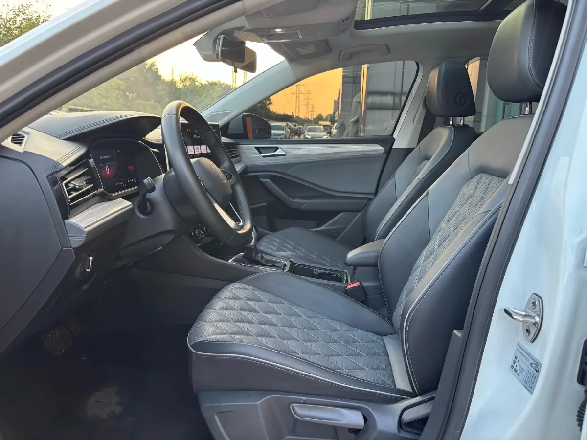 2023 Volkswagen Sagitar 1.5T 160HP L4 7DCT,autocango,china used car exporter,china ev exporter,chinese used car exporter,chinese used ev exporter