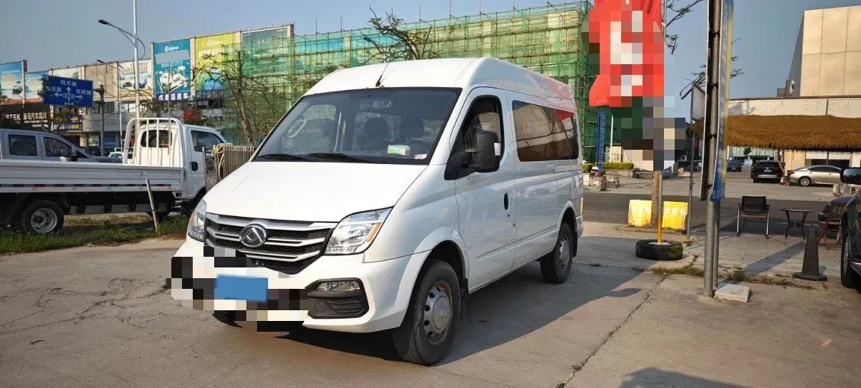 2019 MAXUS XinTu V80 2.5T 136HP L4 6MT,autocango,china used car exporter,china ev exporter,chinese used car exporter,chinese used ev exporter