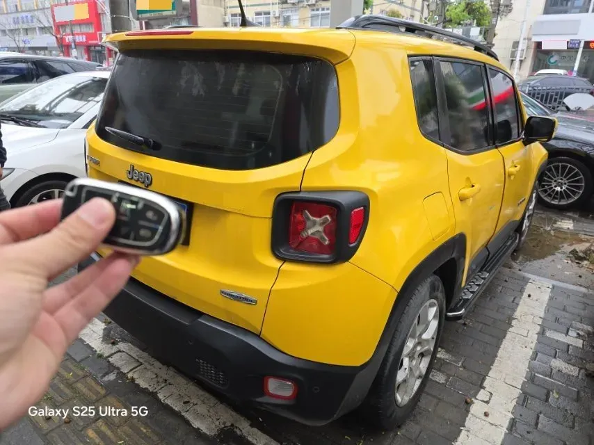 2017 Jeep Renegade 1.4T 150HP L4 7DCT,autocango,china used car exporter,china ev exporter,chinese used car exporter,chinese used ev exporter