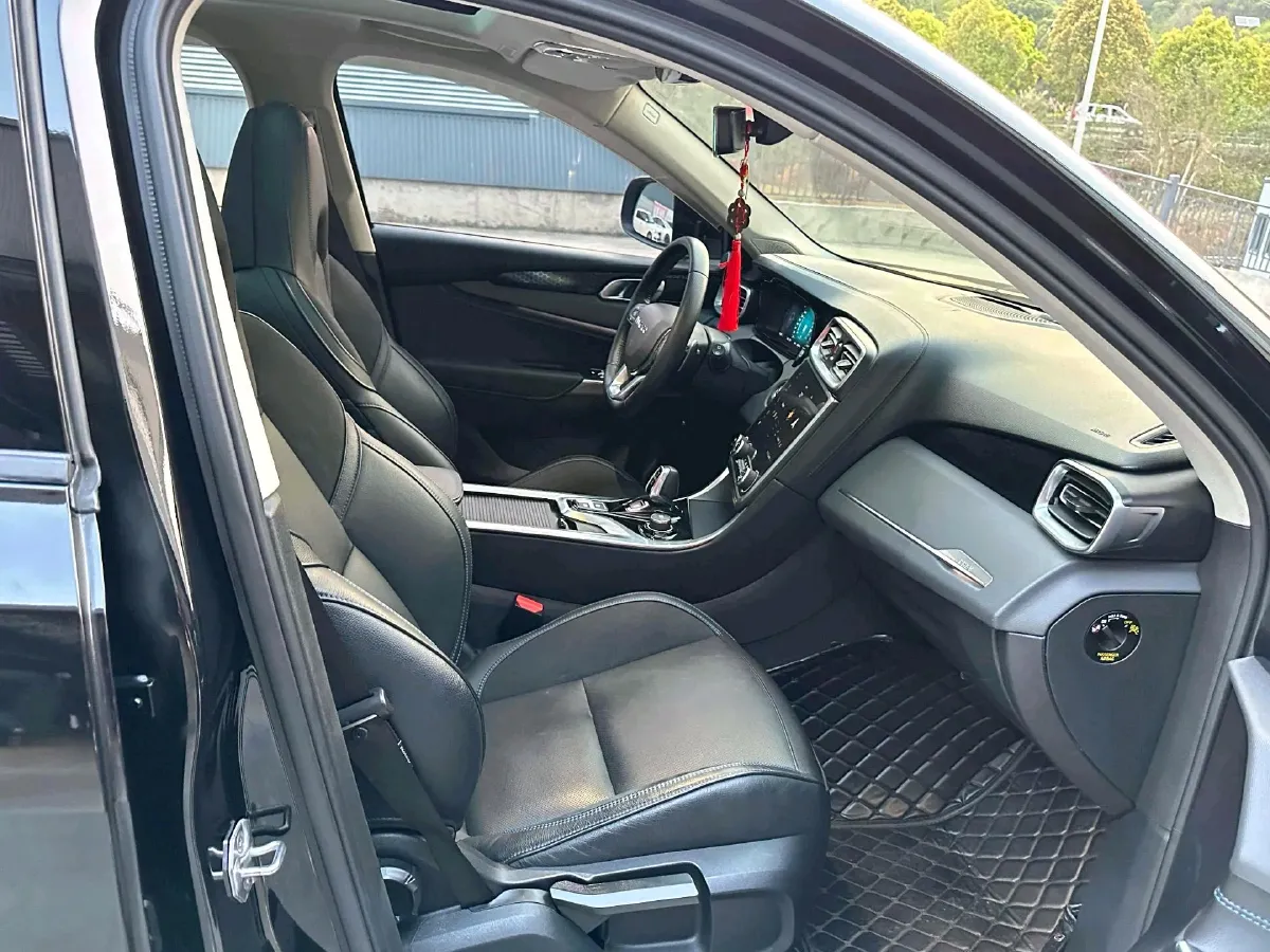 2018 Isuzu Mu-X 1.9T 163HP L4 6AT,autocango,china used car exporter,china ev exporter,chinese used car exporter,chinese used ev exporter