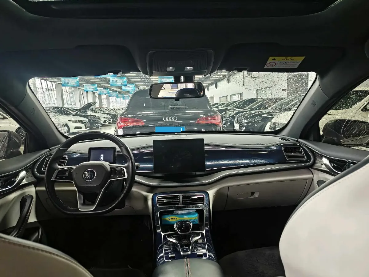 2021 Haval F7 1.5T 169HP L4 7DCT,autocango,china used car exporter,china ev exporter,chinese used car exporter,chinese used ev exporter