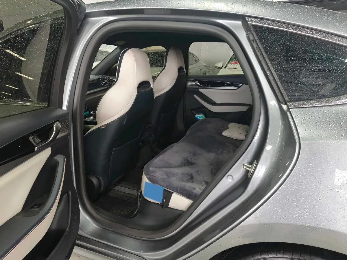 2021 Haval F7 1.5T 169HP L4 7DCT,autocango,china used car exporter,china ev exporter,chinese used car exporter,chinese used ev exporter