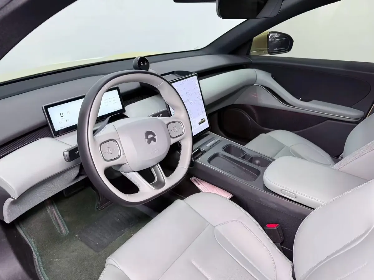 2023 NIO ET5T BEV 100KWH,autocango,china used car exporter,china ev exporter,chinese used car exporter,chinese used ev exporter