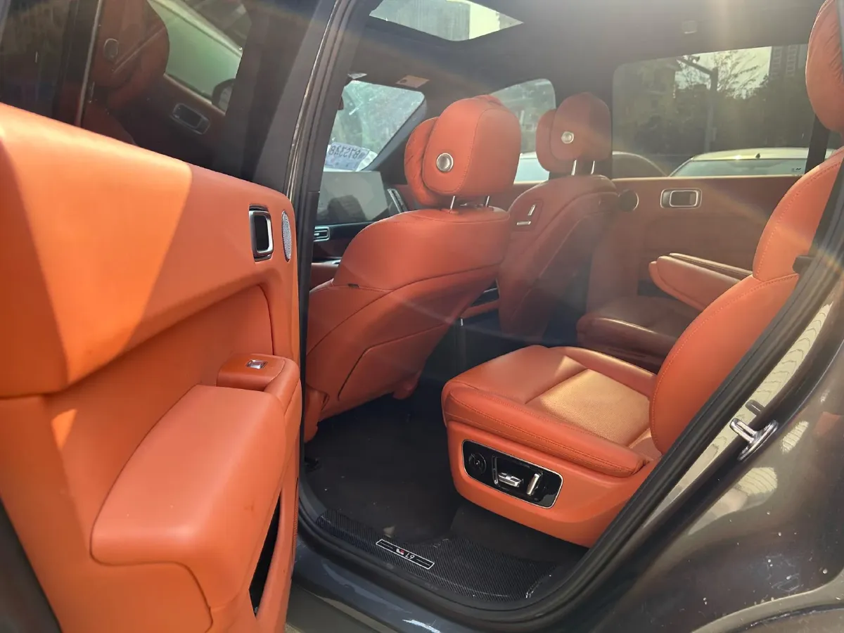 2022 Li L9 Range Extended 154HP REEV 42.6KWH,autocango,china used car exporter,china ev exporter,chinese used car exporter,chinese used ev exporter