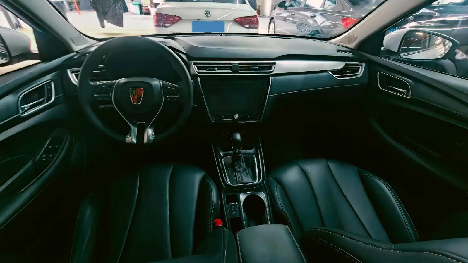 2019 Roewe i5 1.5L 120HP L4 CVT,autocango,china used car exporter,china ev exporter,chinese used car exporter,chinese used ev exporter