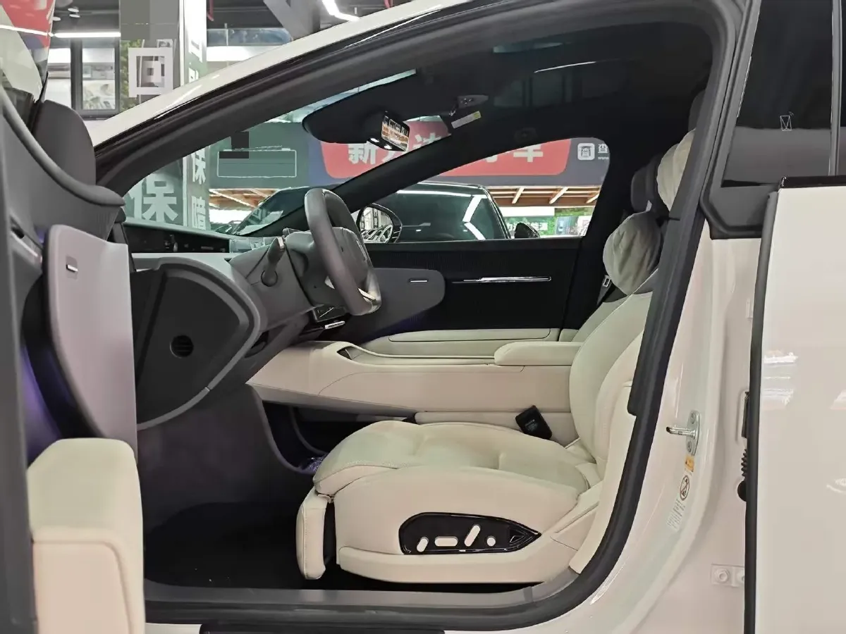 2023 Avatr 12 BEV 94.5KWH,autocango,china used car exporter,china ev exporter,chinese used car exporter,chinese used ev exporter