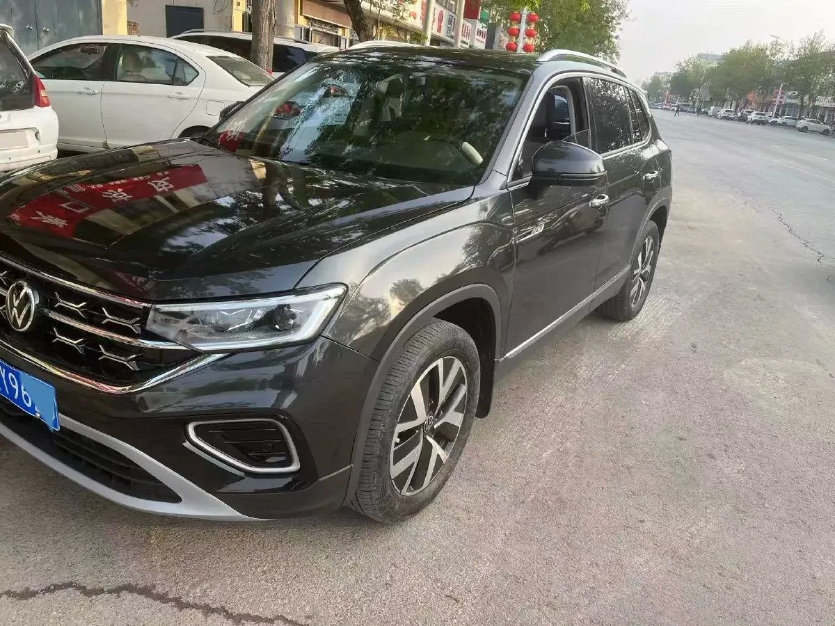 2024 Volkswagen Tayron 2.0T 186HP L4 7DCT,autocango,china used car exporter,china ev exporter,chinese used car exporter,chinese used ev exporter