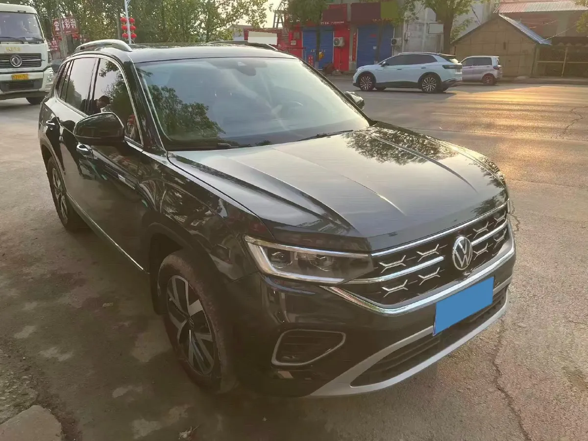 2024 Volkswagen Tayron 2.0T 186HP L4 7DCT,autocango,china used car exporter,china ev exporter,chinese used car exporter,chinese used ev exporter