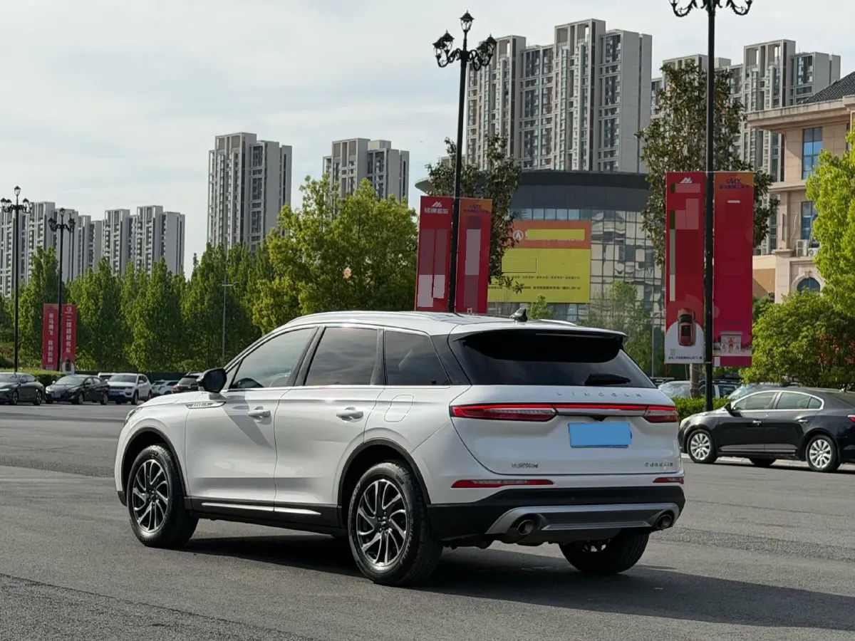 2022 Lincoln Corsair 2.0T 245HP L4 8AT,autocango,china used car exporter,china ev exporter,chinese used car exporter,chinese used ev exporter