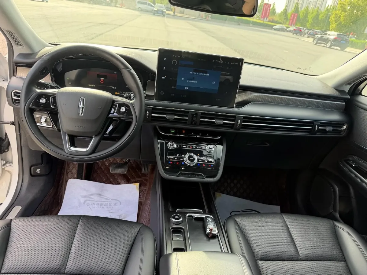 2022 Lincoln Corsair 2.0T 245HP L4 8AT,autocango,china used car exporter,china ev exporter,chinese used car exporter,chinese used ev exporter