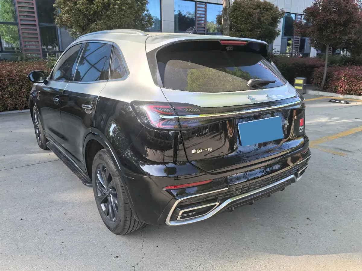 2023 HongQi HS5 2.0T 252HP L4 8AT,autocango,china used car exporter,china ev exporter,chinese used car exporter,chinese used ev exporter