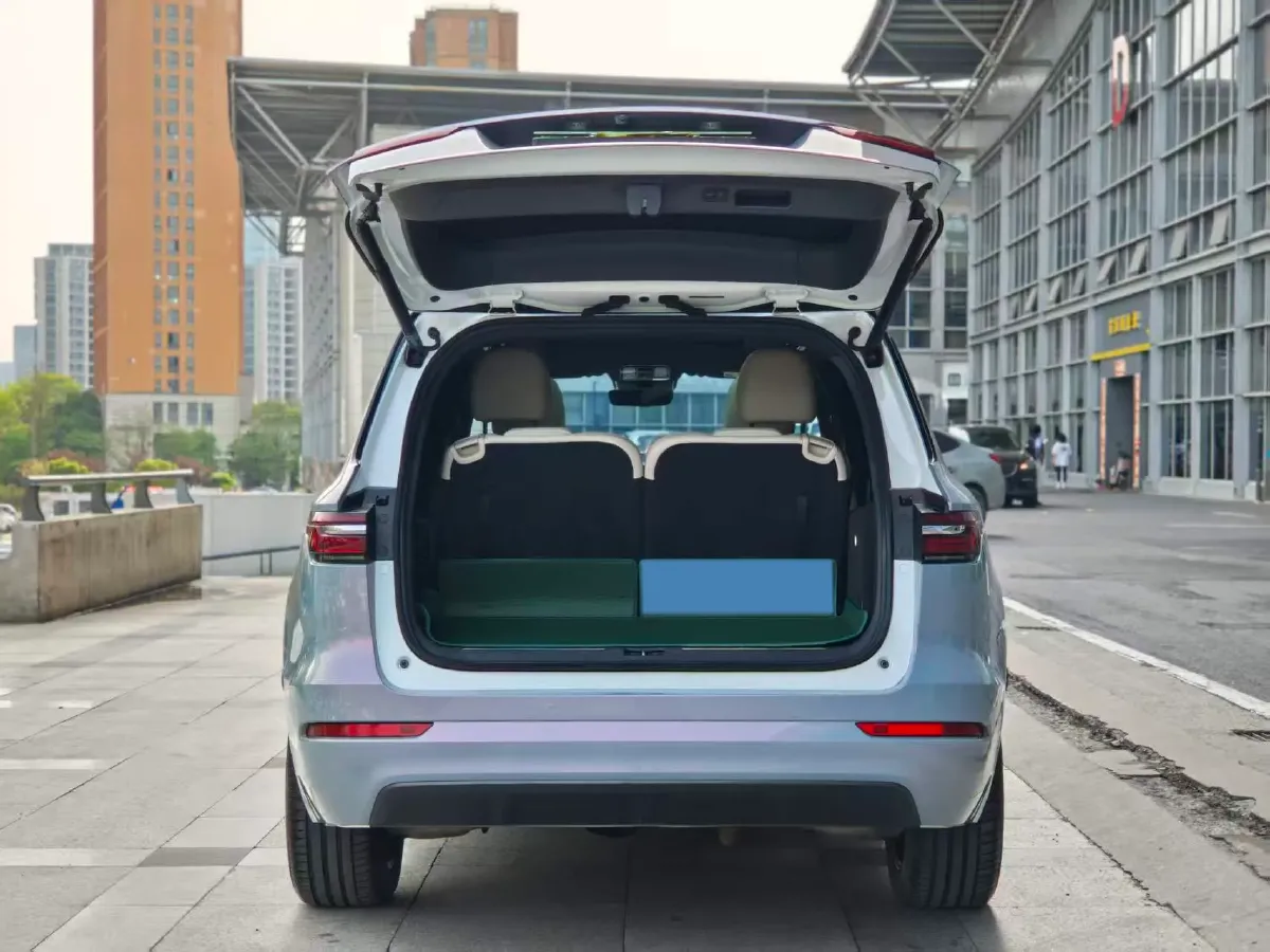 2021 Li ONE Range Extended 131HP REEV 40.5KWH,autocango,china used car exporter,china ev exporter,chinese used car exporter,chinese used ev exporter