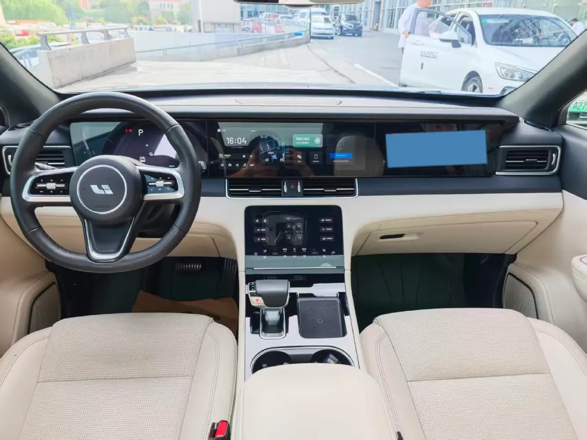 2021 Li ONE Range Extended 131HP REEV 40.5KWH,autocango,china used car exporter,china ev exporter,chinese used car exporter,chinese used ev exporter