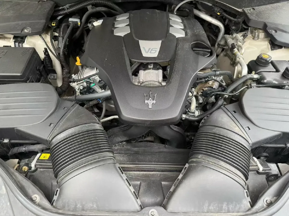 2018 Maserati Levante 3.0T 350HP V6 8AT,autocango,china used car exporter,china ev exporter,chinese used car exporter,chinese used ev exporter