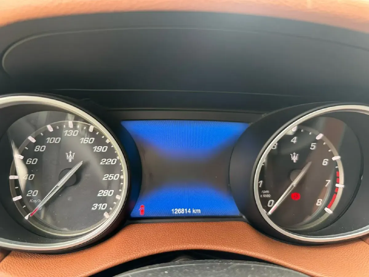 2018 Maserati Levante 3.0T 350HP V6 8AT,autocango,china used car exporter,china ev exporter,chinese used car exporter,chinese used ev exporter