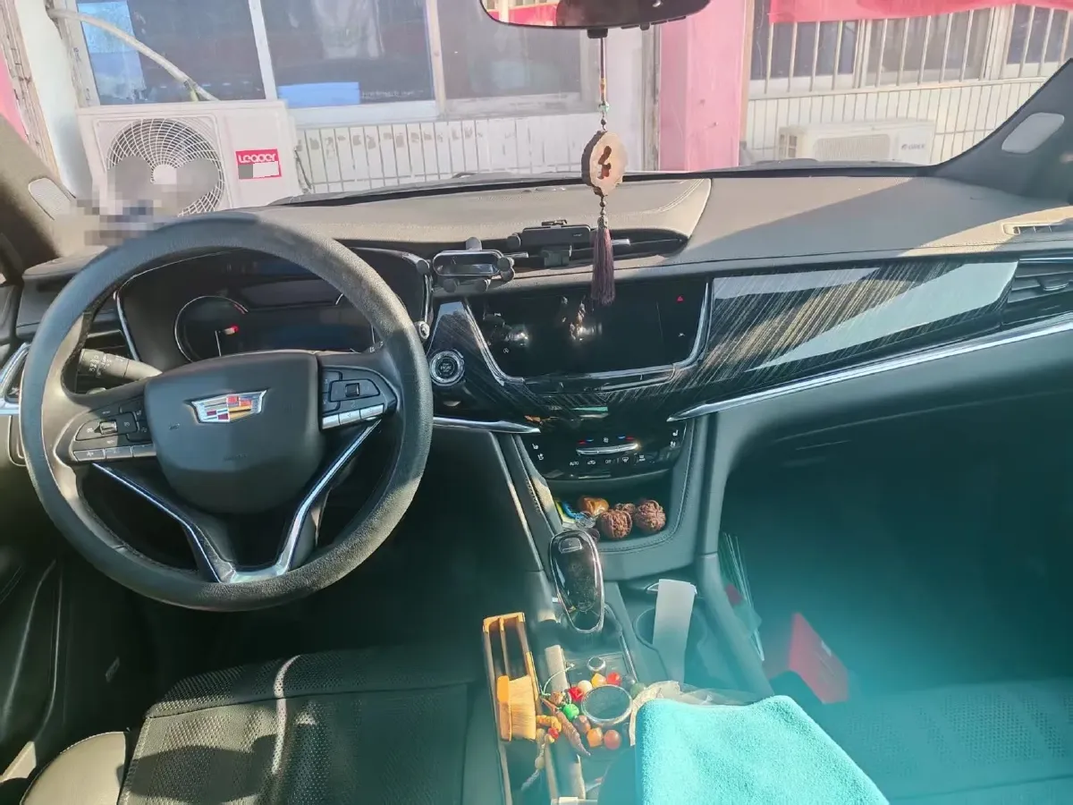 2022 Cadillac XT6 2.0T 237HP L4 9AT,autocango,china used car exporter,china ev exporter,chinese used car exporter,chinese used ev exporter