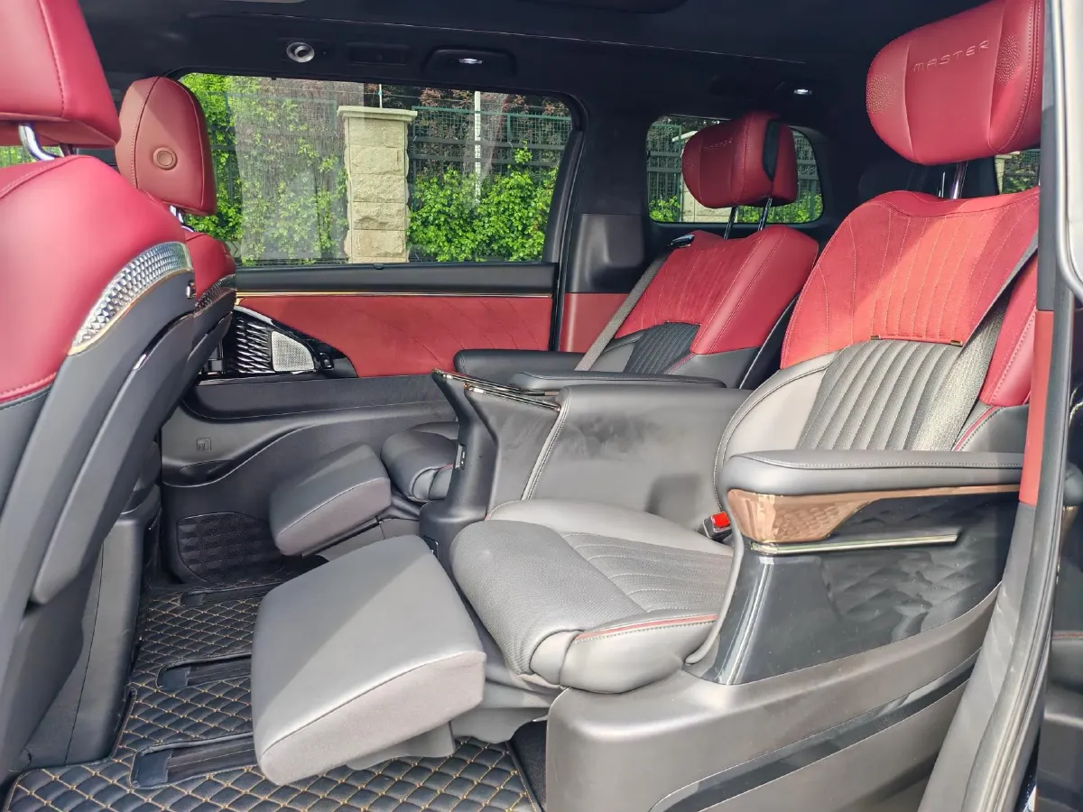 2023 GAC Trumpchi M8 2.0T 190HP L4 E-CVT Hybrid,autocango,china used car exporter,china ev exporter,chinese used car exporter,chinese used ev exporter