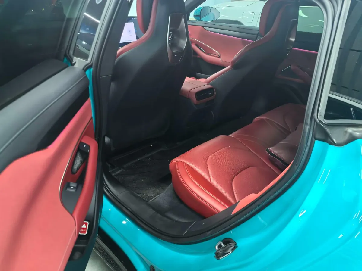 2024 MI SU7 BEV 101KWH,autocango,china used car exporter,china ev exporter,chinese used car exporter,chinese used ev exporter