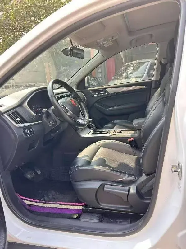 2020 Roewe i6 1.5T 169HP L4 7DCT,autocango,china used car exporter,china ev exporter,chinese used car exporter,chinese used ev exporter