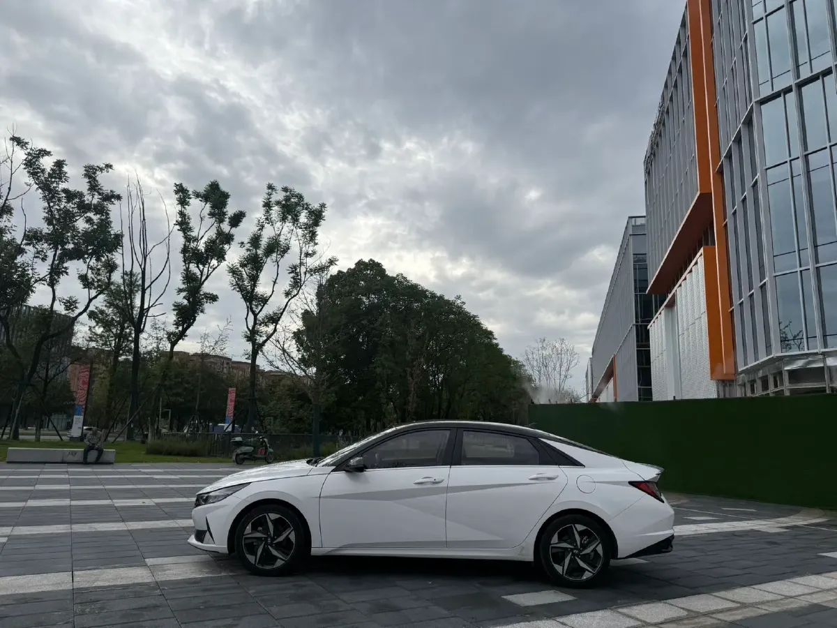 2021 Hyundai Elantra 1.5L 115HP L4 CVT,autocango,china used car exporter,china ev exporter,chinese used car exporter,chinese used ev exporter