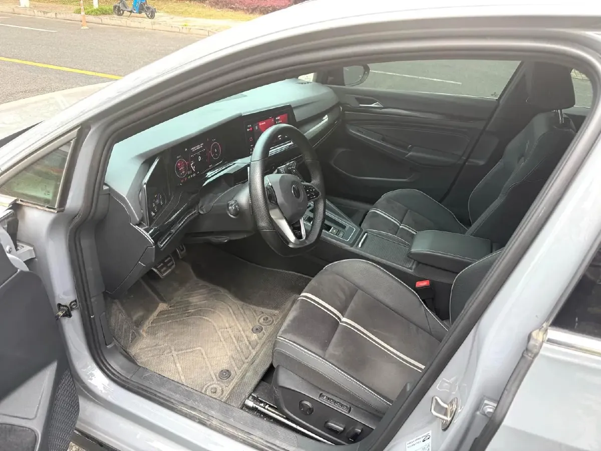 2023 Volkswagen Golf 1.4T 150HP L4 7DCT,autocango,china used car exporter,china ev exporter,chinese used car exporter,chinese used ev exporter