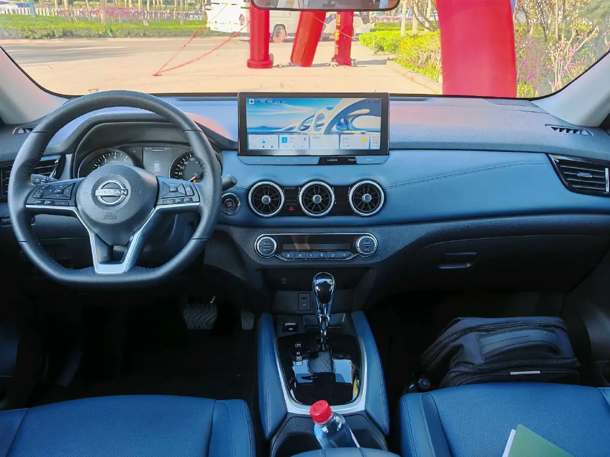 2025 Nissan X-Trail 2.0L 151HP L4 CVT,autocango,china used car exporter,china ev exporter,chinese used car exporter,chinese used ev exporter