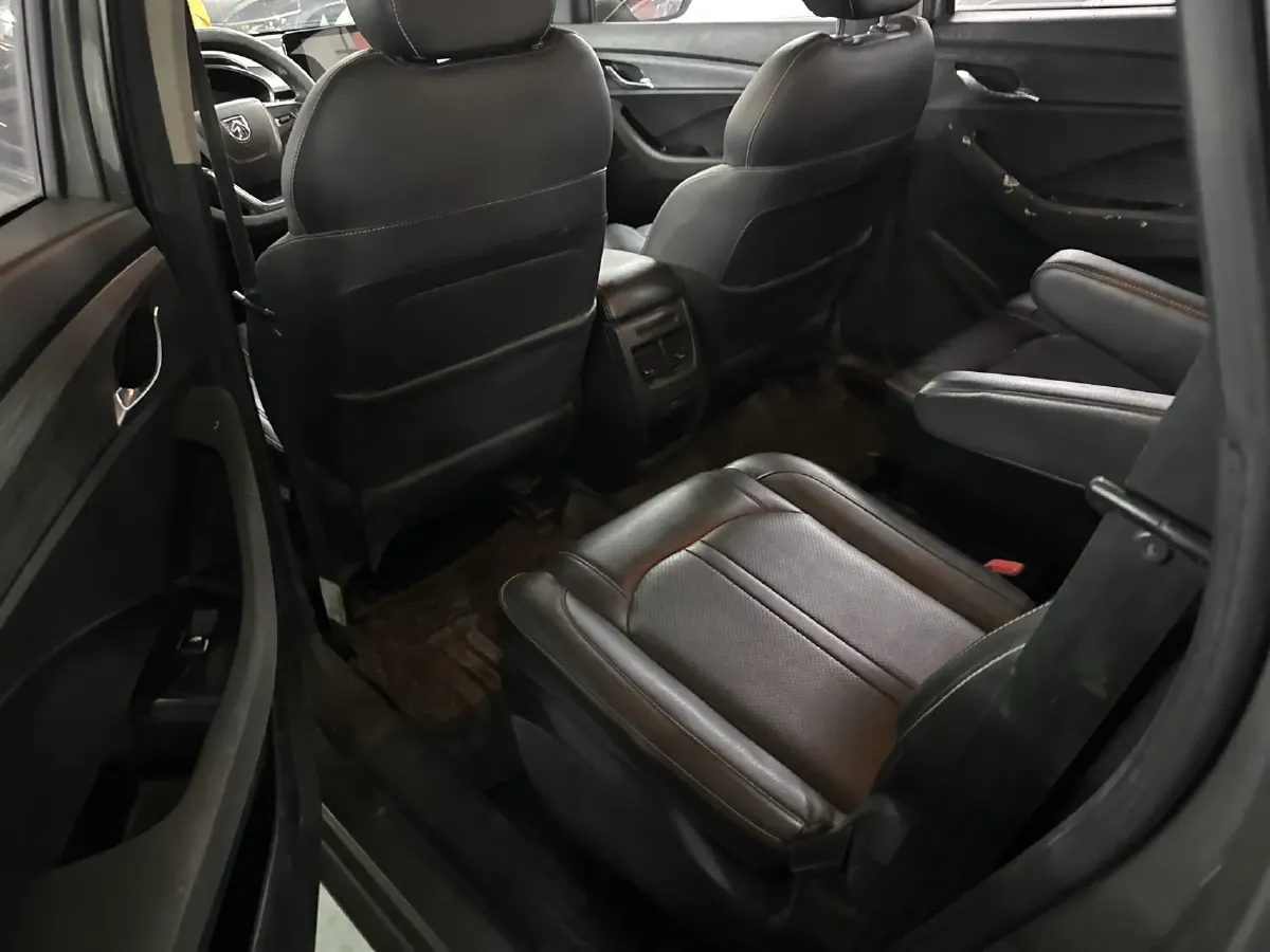 2018 BaoJun 360 1.5L 112HP L4 6MT,autocango,china used car exporter,china ev exporter,chinese used car exporter,chinese used ev exporter
