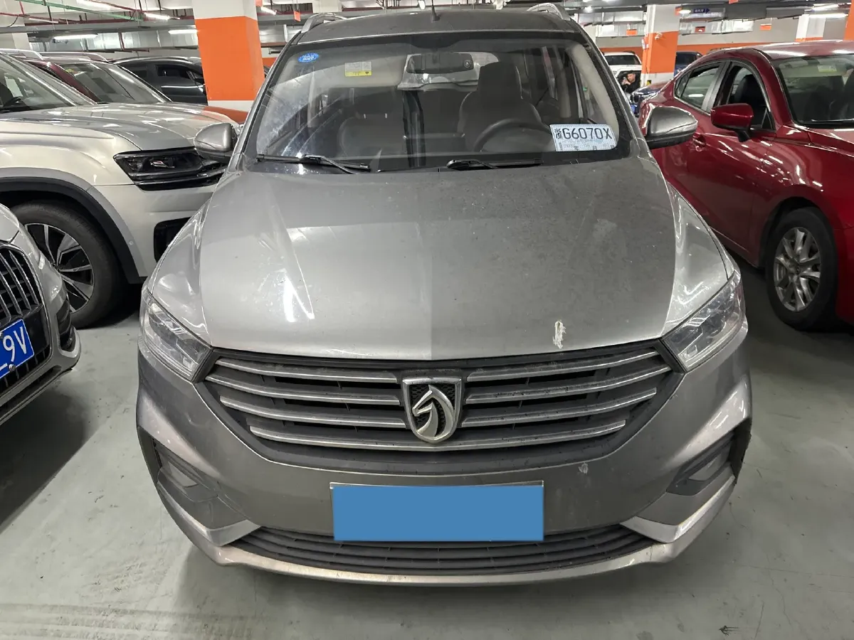 2018 BaoJun 360 1.5L 112HP L4 6MT,autocango,china used car exporter,china ev exporter,chinese used car exporter,chinese used ev exporter