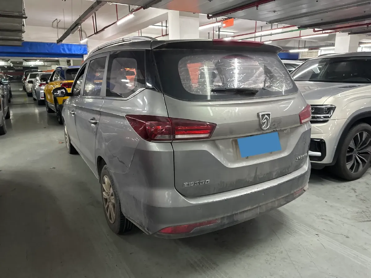 2018 BaoJun 360 1.5L 112HP L4 6MT,autocango,china used car exporter,china ev exporter,chinese used car exporter,chinese used ev exporter