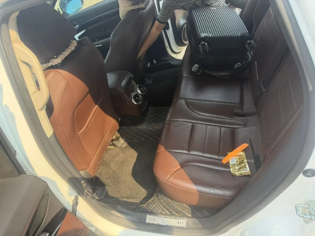 2017 WEY VV7 2.0T 234HP L4 7DCT,autocango,china used car exporter,china ev exporter,chinese used car exporter,chinese used ev exporter