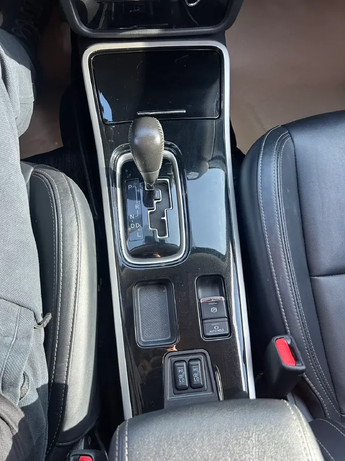 2019 Mitsubishi Outlander 2.0L 166HP L4 CVT,autocango,china used car exporter,china ev exporter,chinese used car exporter,chinese used ev exporter