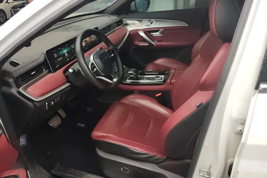 2021 Jetour X70 Plus 1.6T 197HP L4 7DCT,autocango,china used car exporter,china ev exporter,chinese used car exporter,chinese used ev exporter