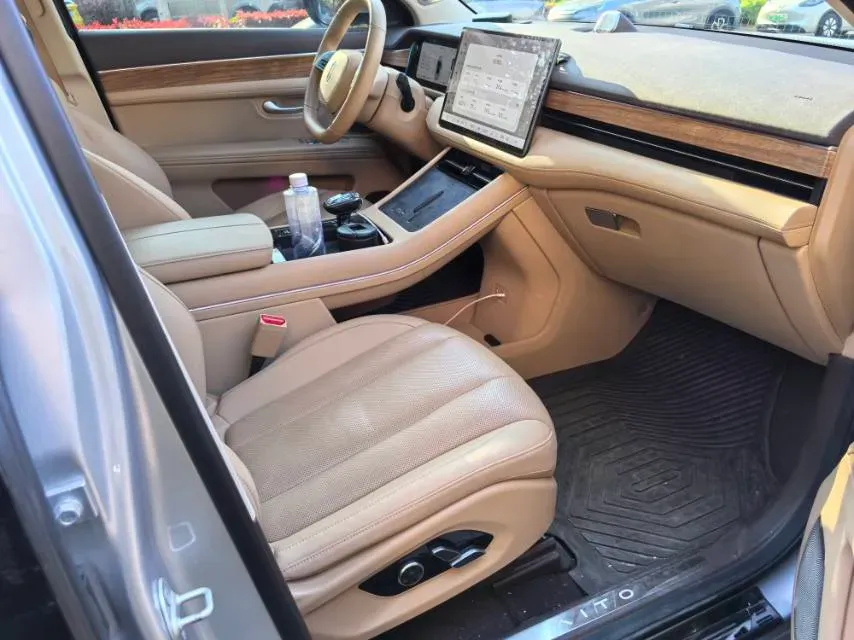 2024 AITO AITO M7 1.5T 152HP L4 REEV 40KWH,autocango,china used car exporter,china ev exporter,chinese used car exporter,chinese used ev exporter