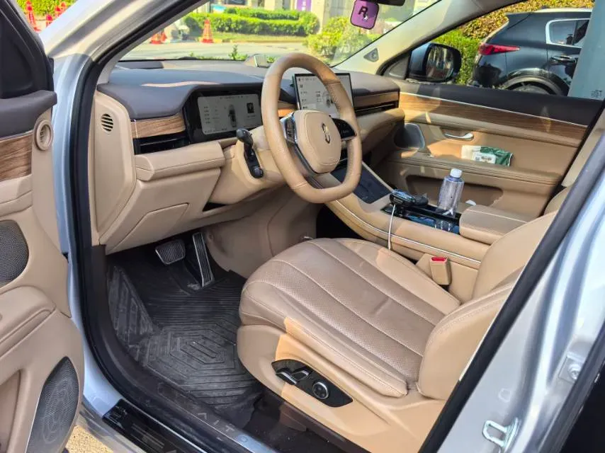 2024 AITO AITO M7 1.5T 152HP L4 REEV 40KWH,autocango,china used car exporter,china ev exporter,chinese used car exporter,chinese used ev exporter