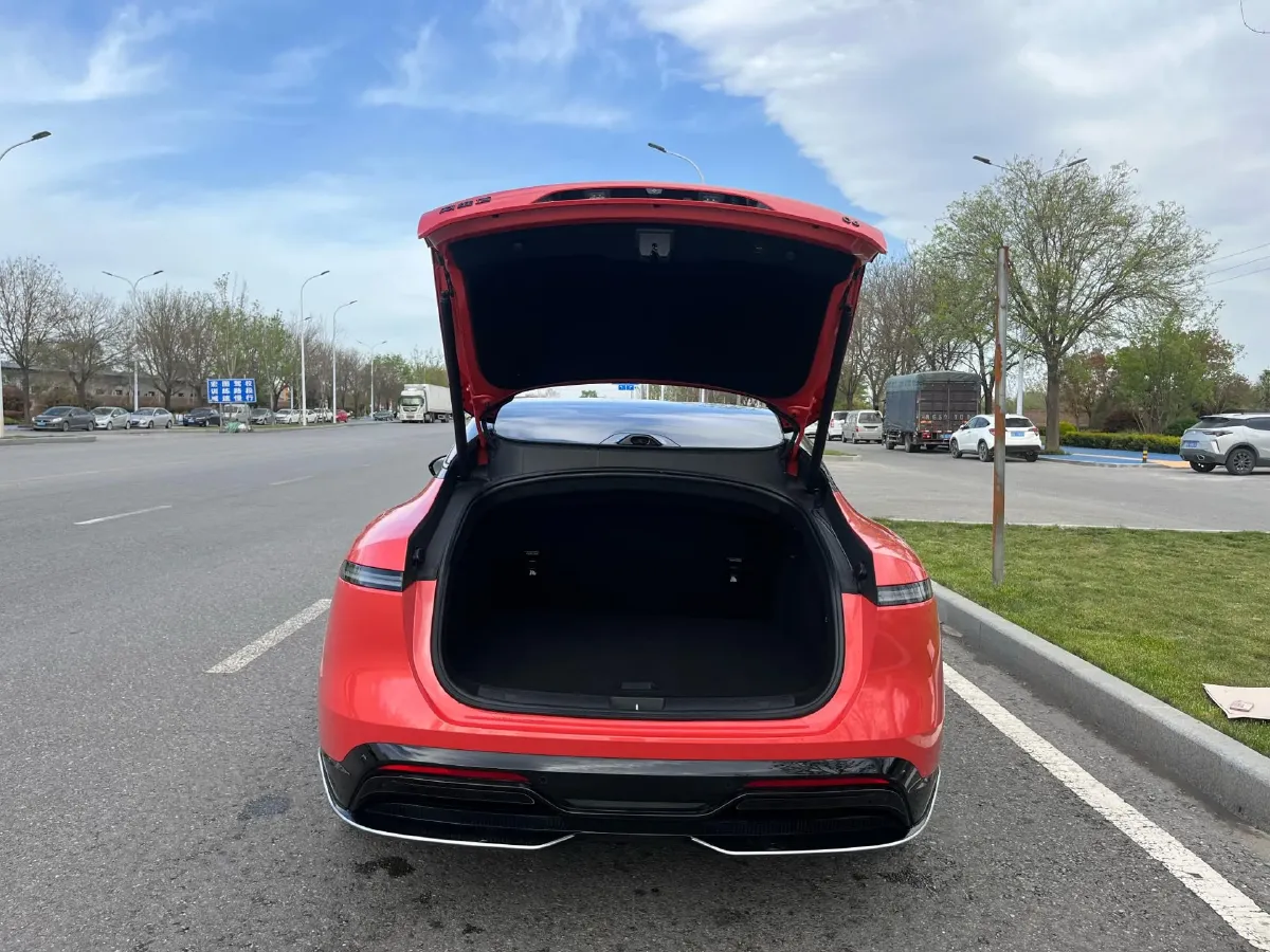 2025 Avatr 06 REEV 156HP REEV,autocango,china used car exporter,china ev exporter,chinese used car exporter,chinese used ev exporter